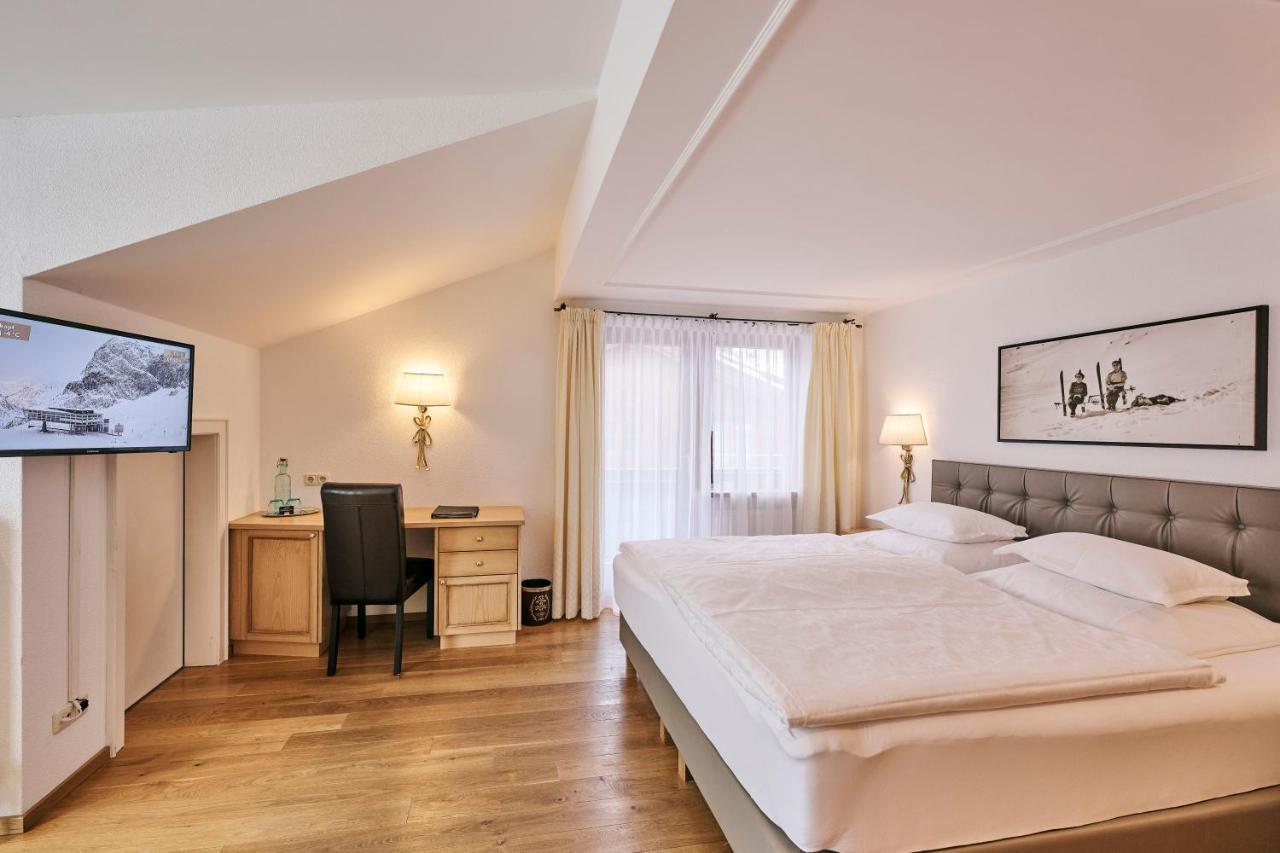 Hotel Garni Sursilva Lech am Arlberg Esterno foto