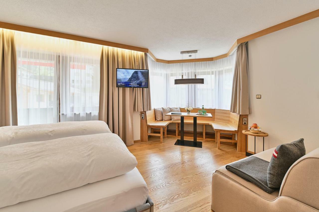 Hotel Garni Sursilva Lech am Arlberg Esterno foto